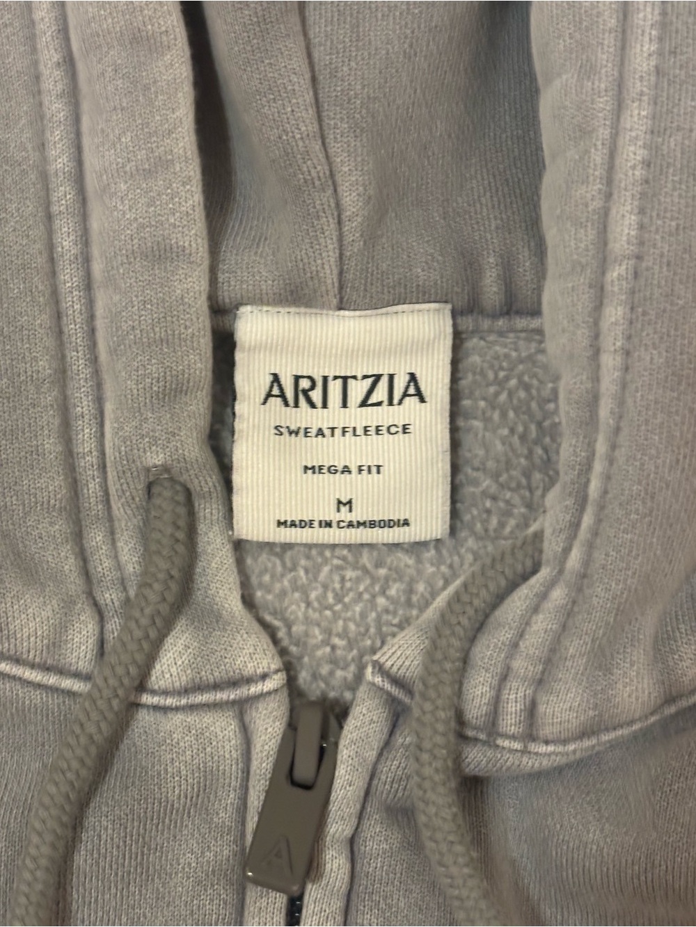 Aritzia Cozy Sweatfleece Mega Zip Hoodie - Picture 3 of 4